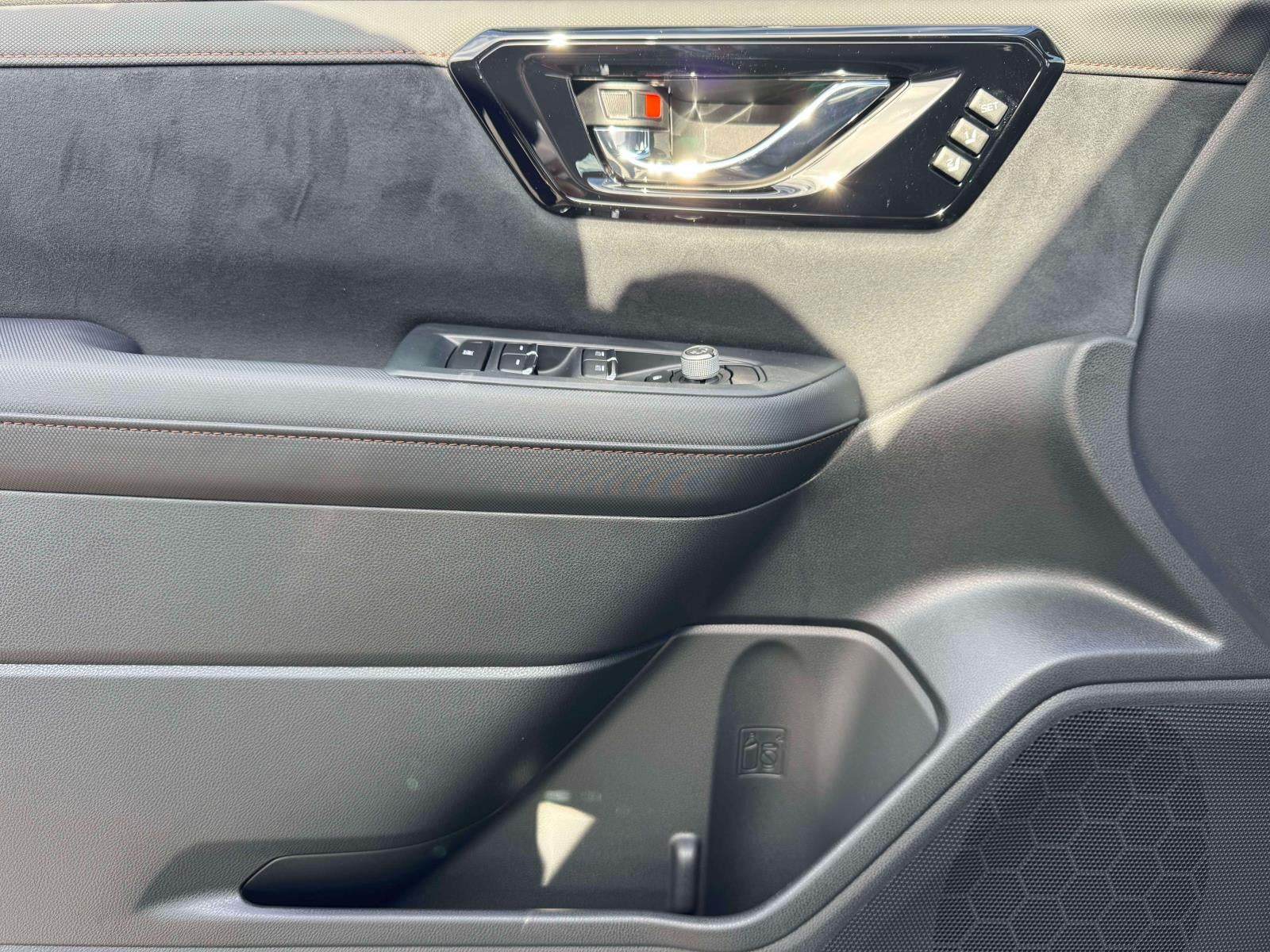 2025 Subaru FORESTER Touring Hybrid