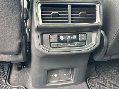 2026 Volkswagen Atlas 2.0T Peak Edition 4MOTION