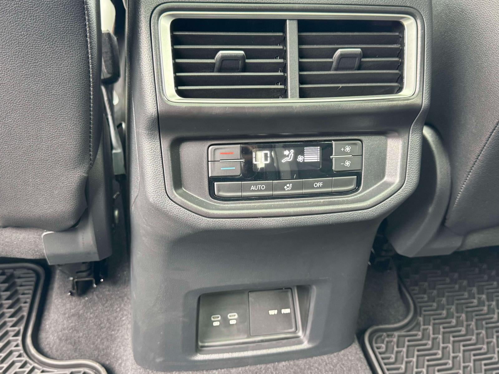 2026 Volkswagen Atlas 2.0T Peak Edition 4MOTION