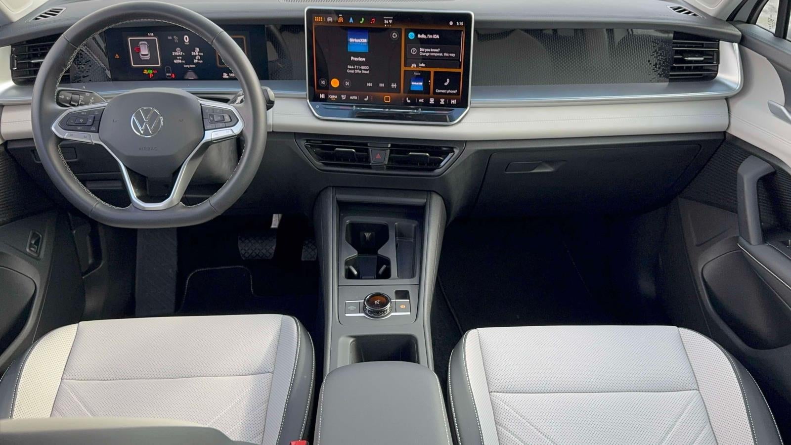 2025 Volkswagen Tiguan 2.0T SE