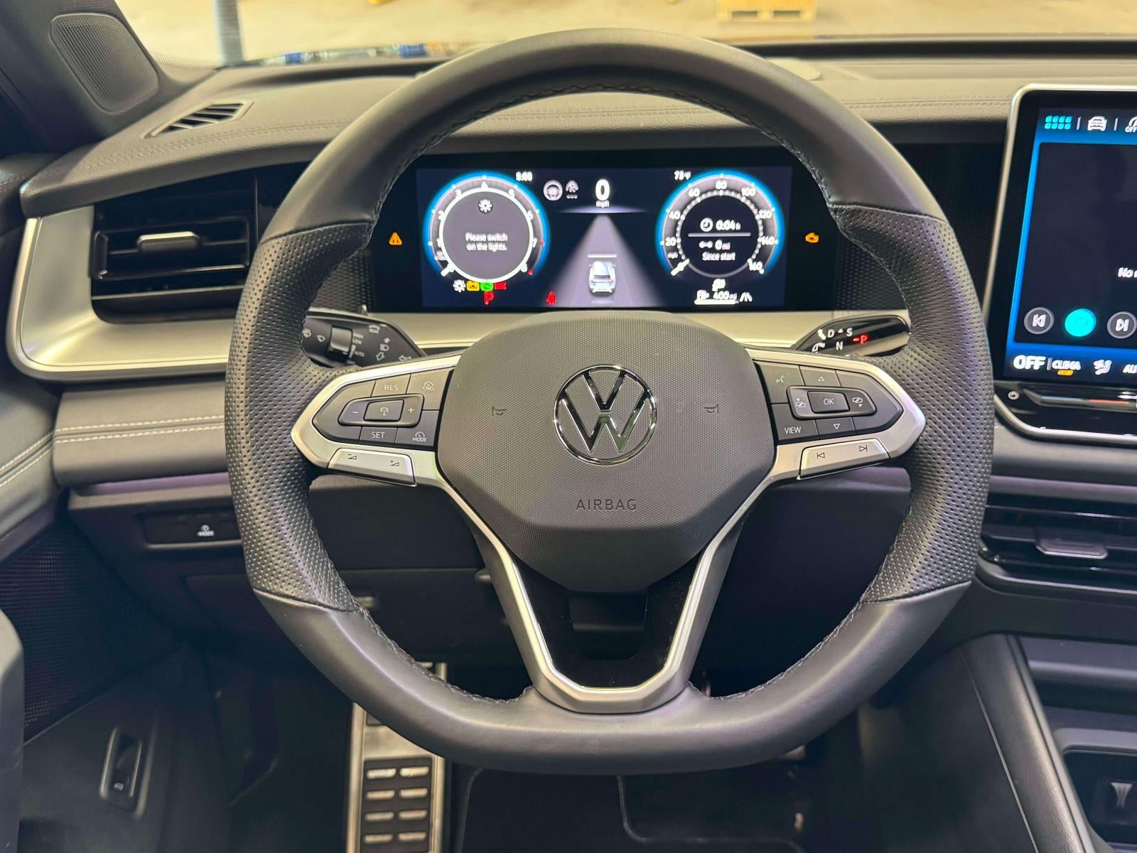 2025 Volkswagen Tiguan 2.0T SE R-Line Black