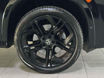2025 Volkswagen Tiguan 2.0T SE R-Line Black