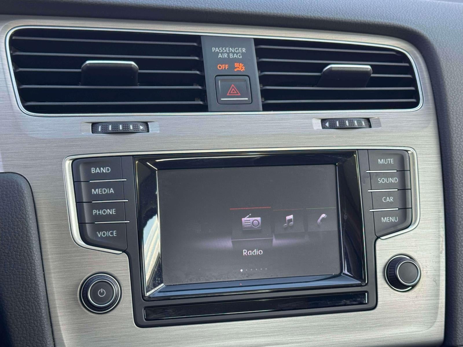 2015 Volkswagen Golf TSI SE 4-Door
