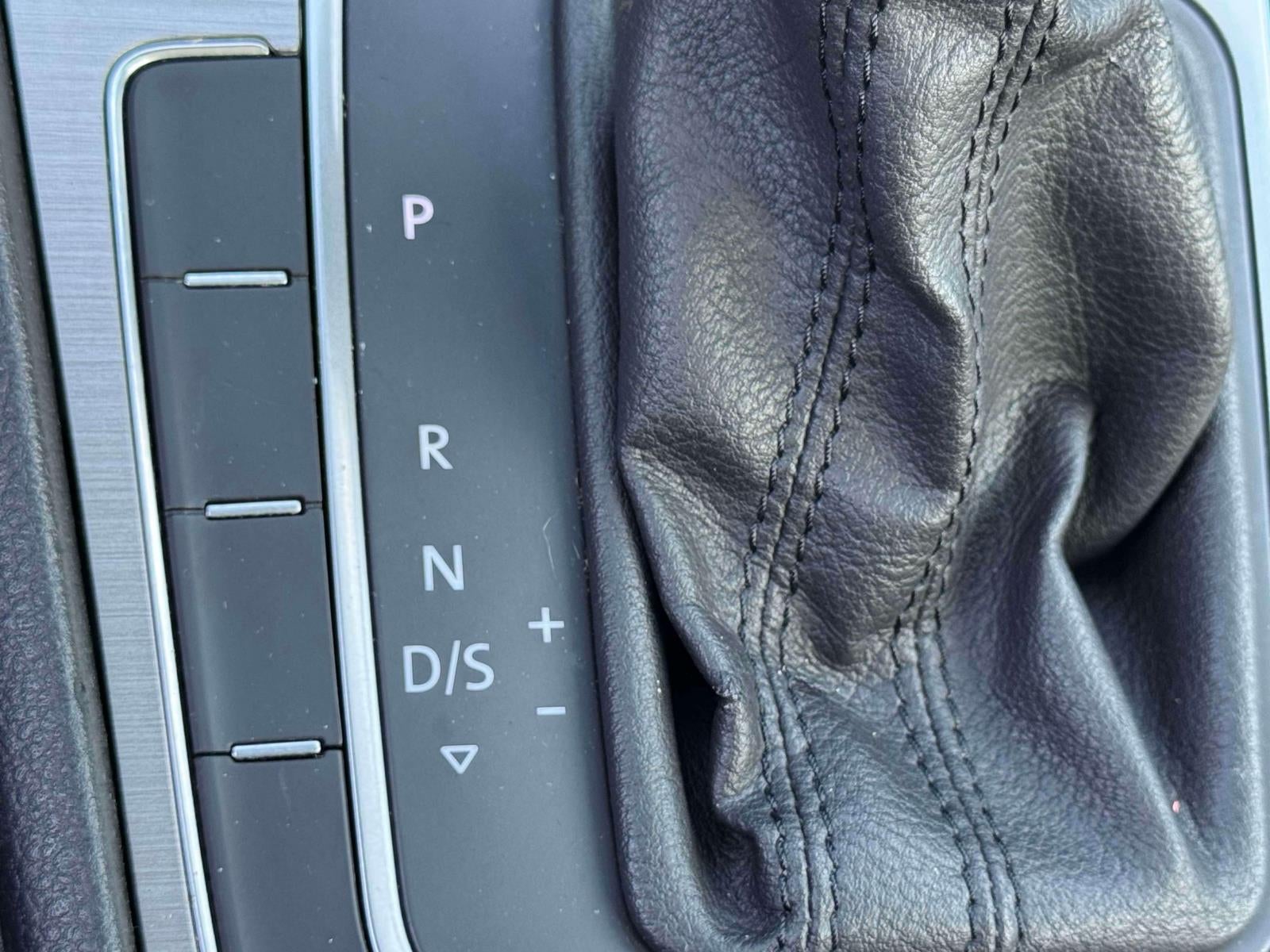2015 Volkswagen Golf TSI SE 4-Door