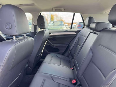 2015 Volkswagen Golf TSI SE 4-Door