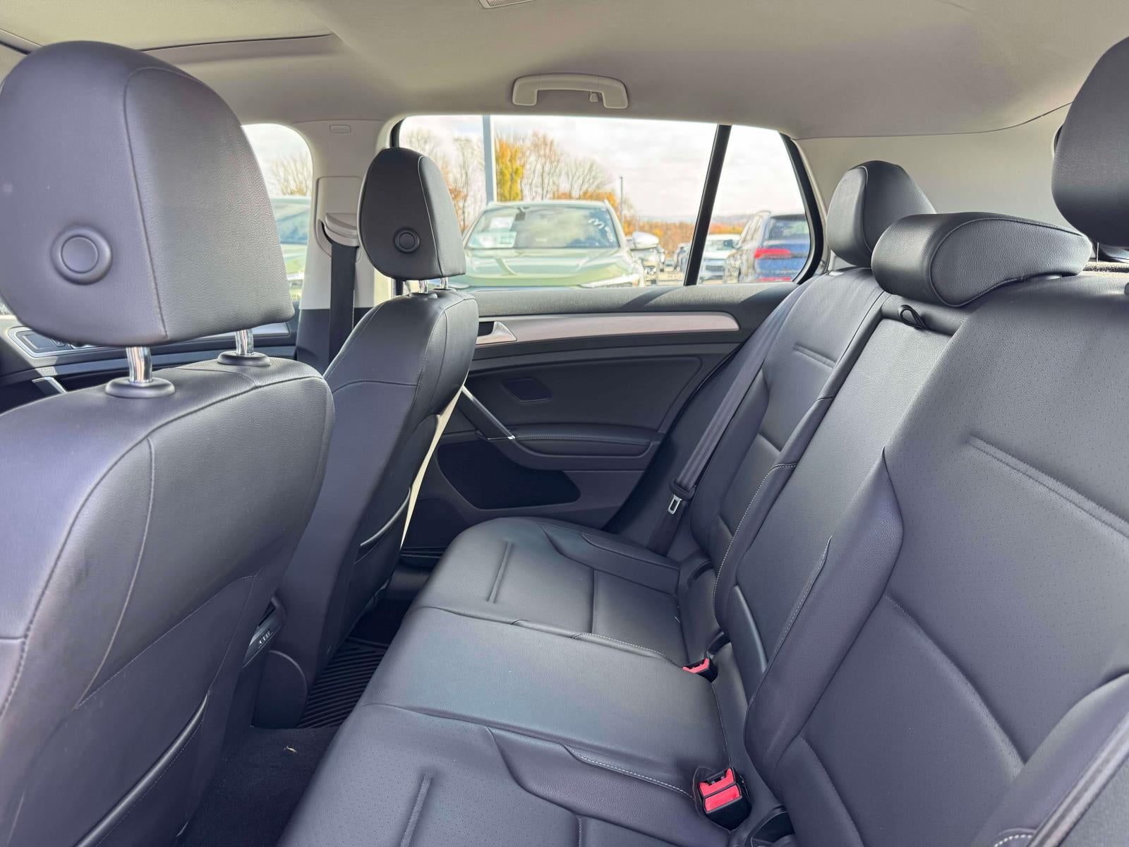 2015 Volkswagen Golf TSI SE 4-Door