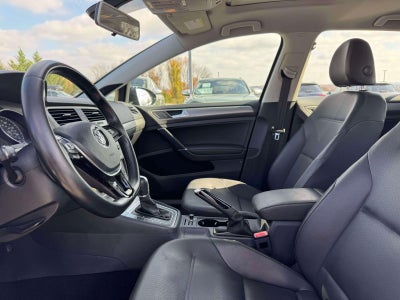 2015 Volkswagen Golf TSI SE 4-Door