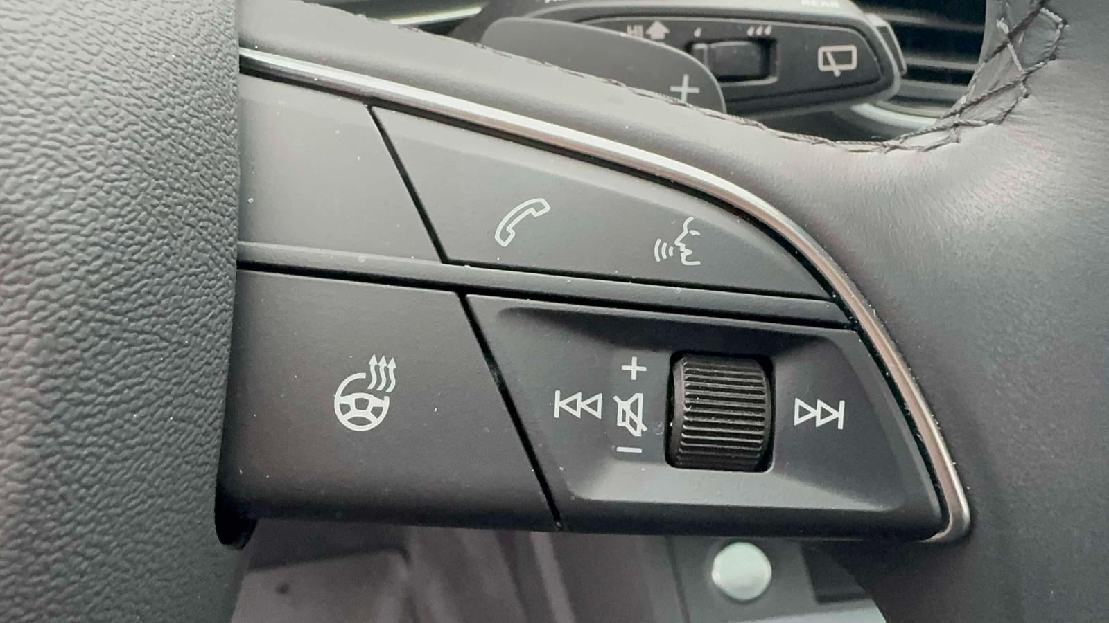 2025 Audi Q5 S line Premium