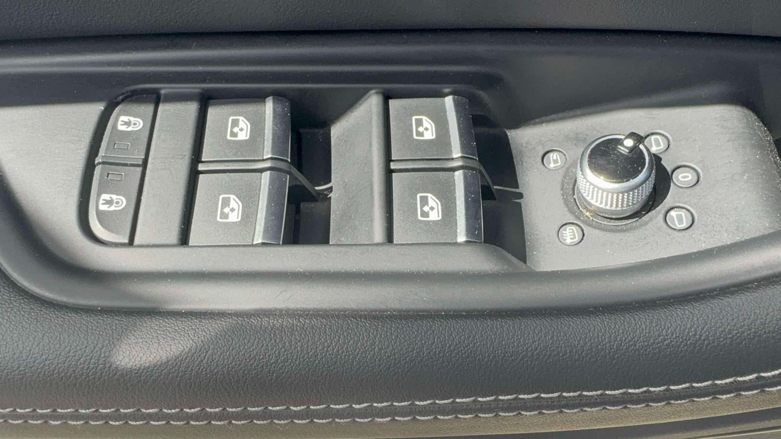 2023 Audi A4 Sedan 45 S line Prestige