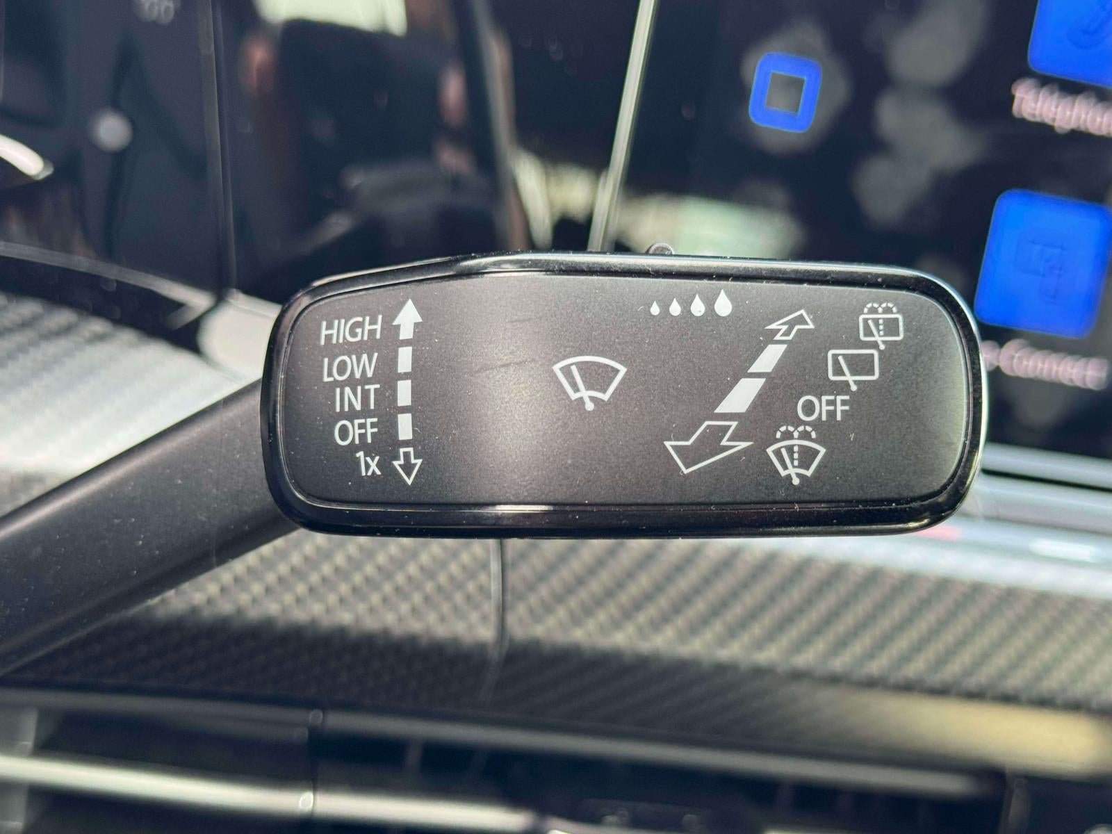 2023 Volkswagen Golf R 2.0T