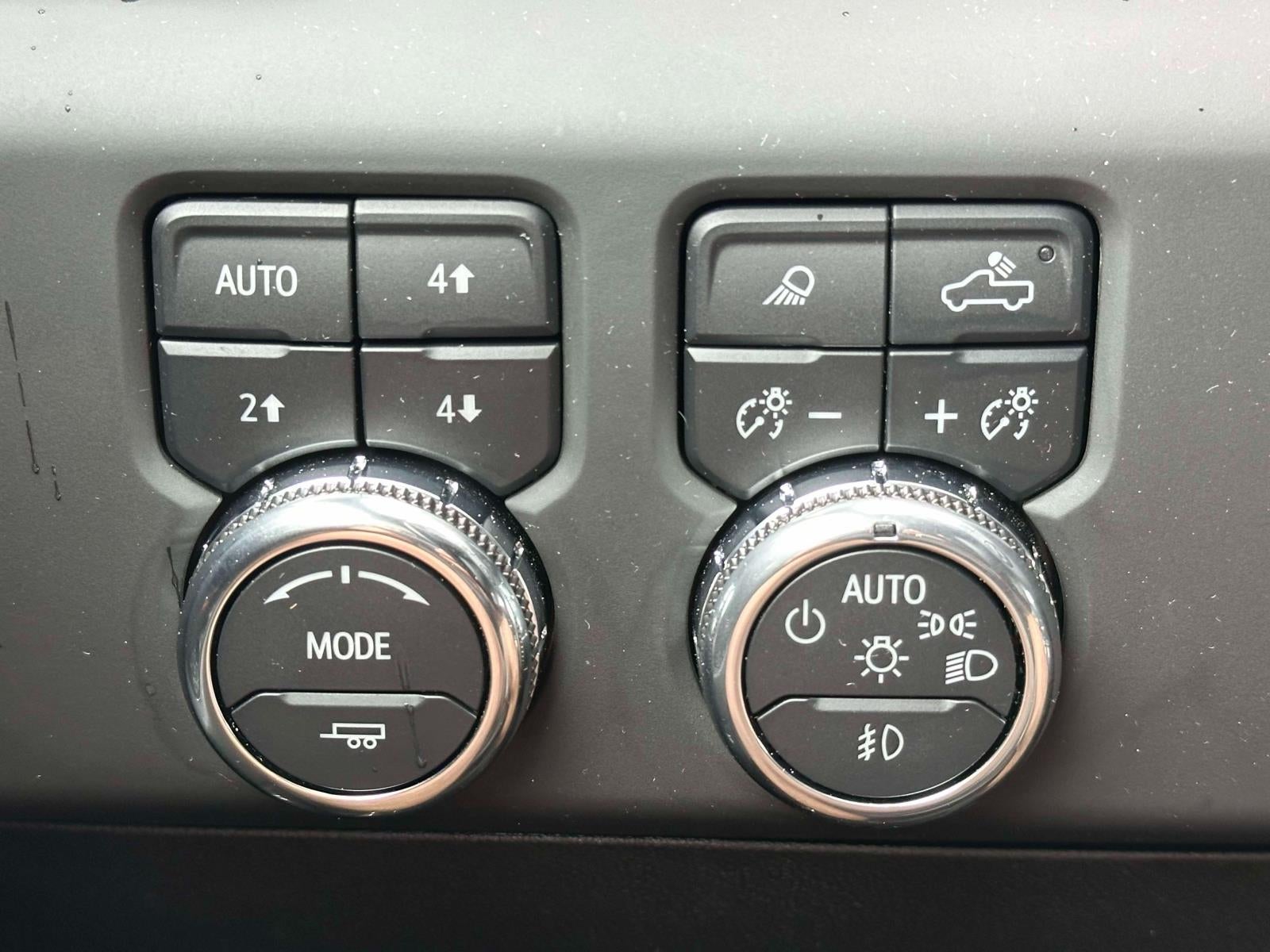 2025 GMC Sierra 1500 4WD Crew Cab 147 AT4