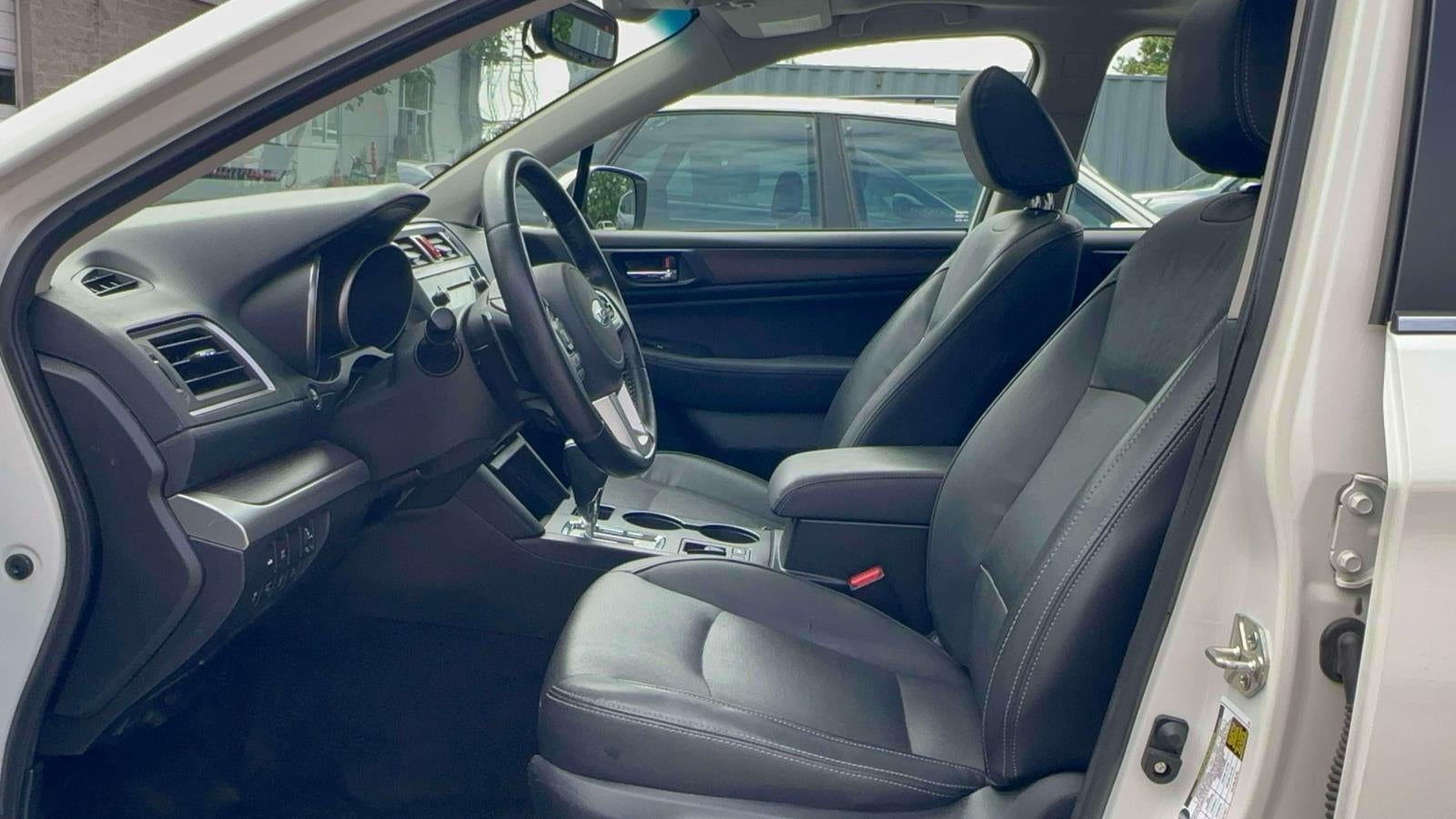 2015 Subaru Legacy 4dr Sdn 2.5i Limited PZEV