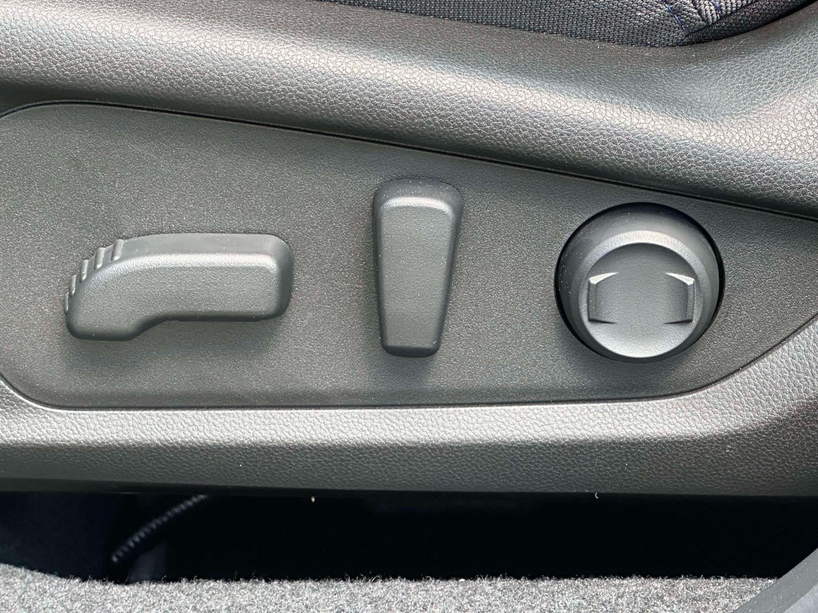 2025 Subaru Forester Premium AWD