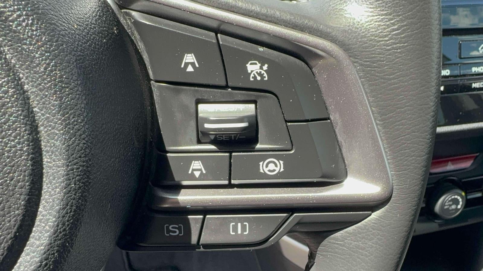 2023 Subaru Forester Premium CVT