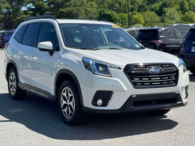 2023 Subaru Forester Premium CVT
