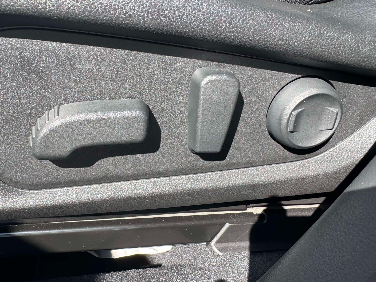 2025 Subaru Forester Premium AWD