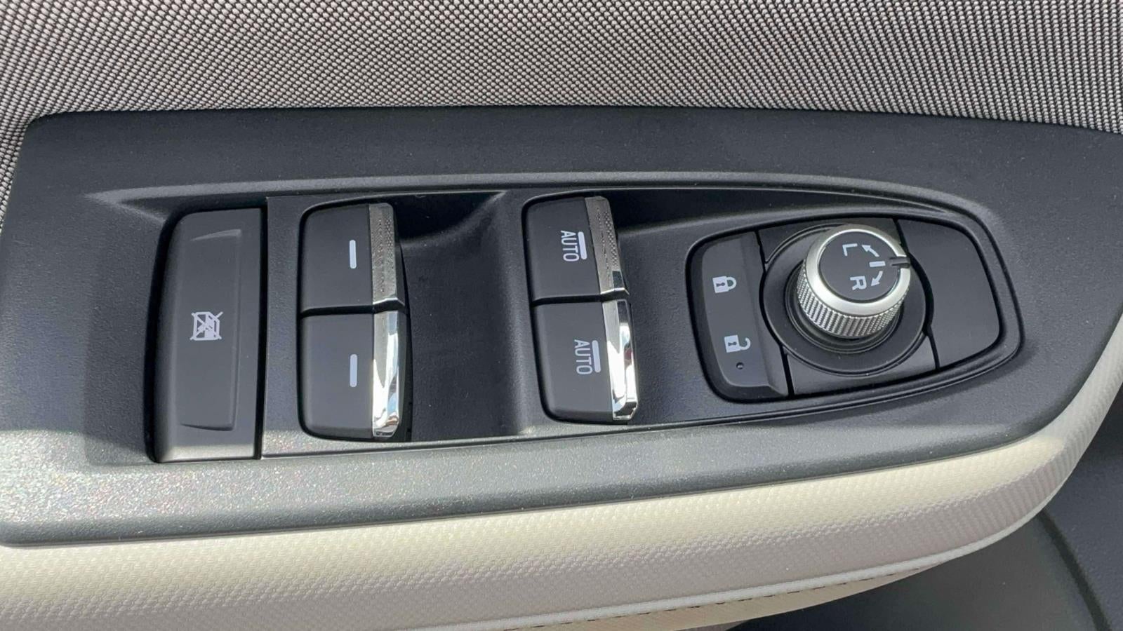 2025 Subaru Forester Premium AWD