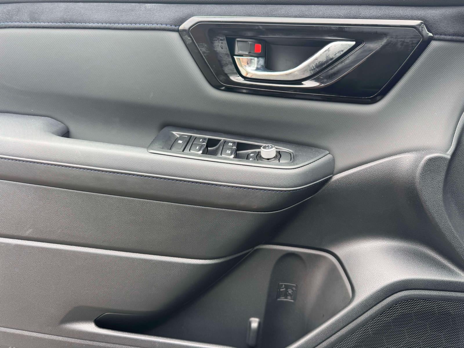 2025 Subaru Forester Limited Hybrid AWD