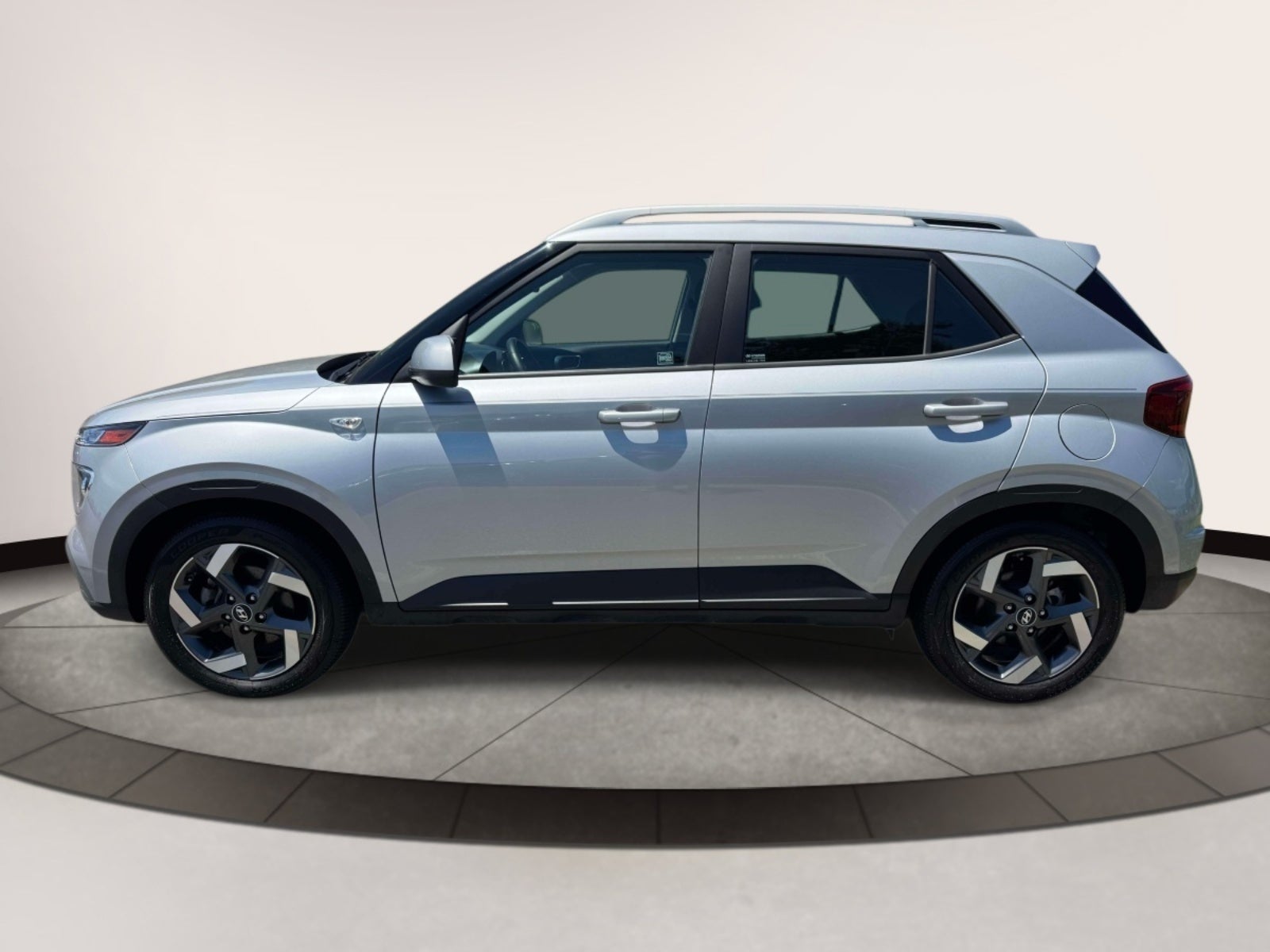 2021 Hyundai Venue SEL IVT