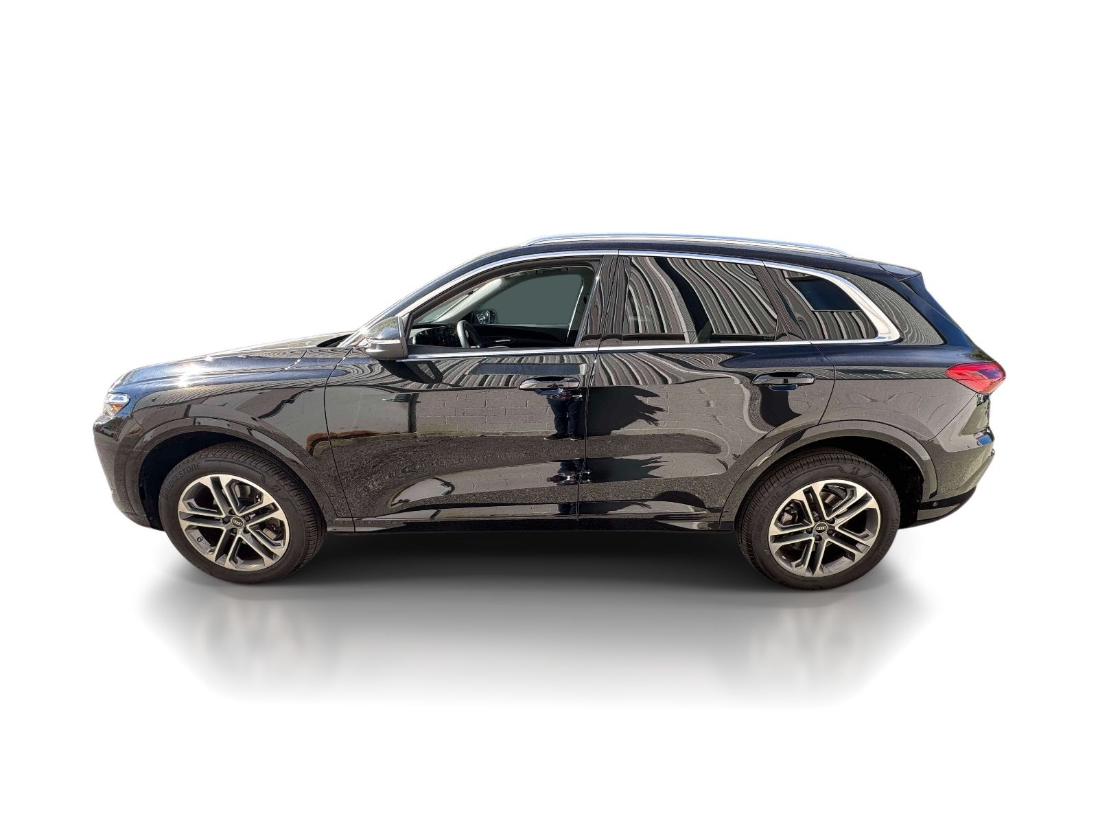 2025 Audi Q5 Premium 2.0 TFSI quattro