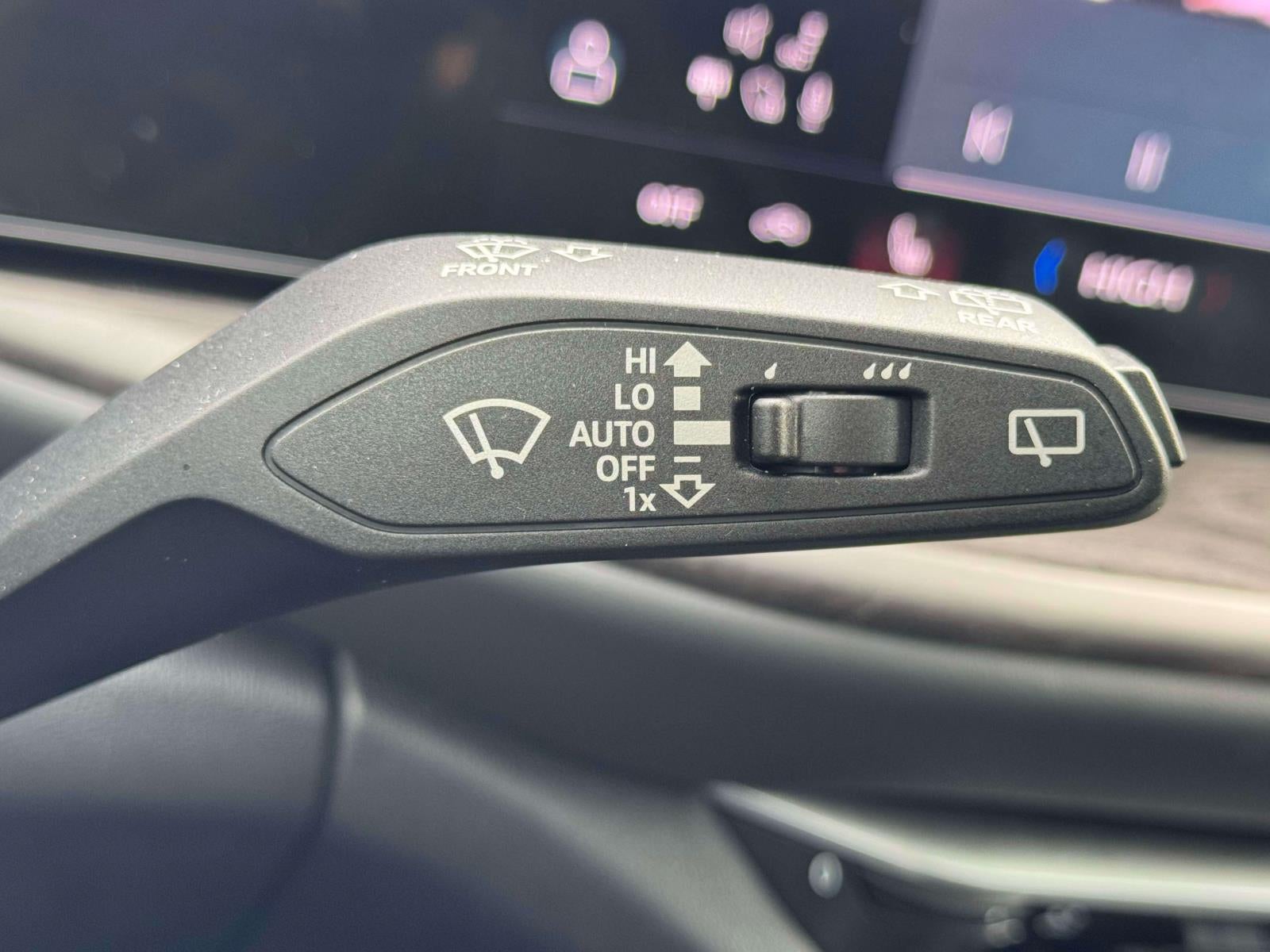 2025 Audi Q5 Premium 2.0 TFSI quattro