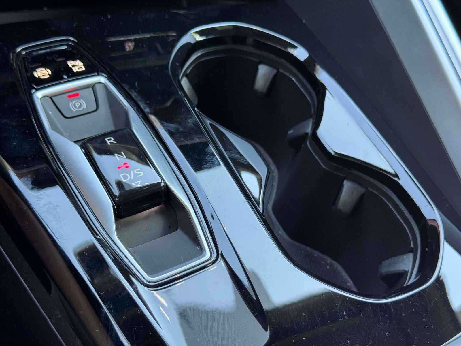 2025 Audi Q5 Premium 2.0 TFSI quattro