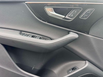 2025 Audi Q7 Premium Plus 45 TFSI quattro