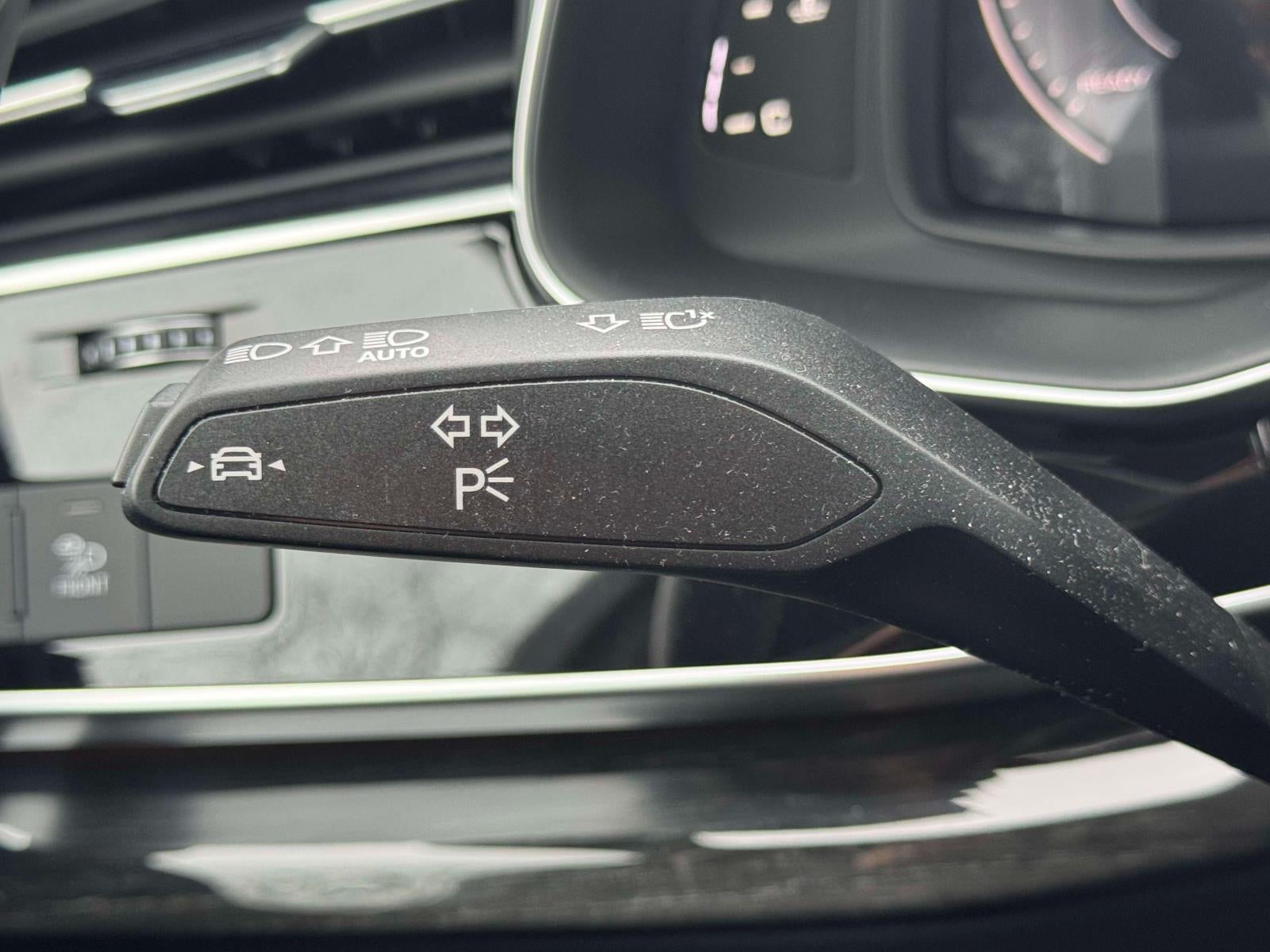 2025 Audi Q7 Premium Plus 45 TFSI quattro