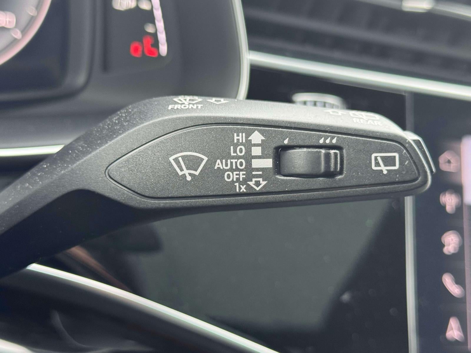 2025 Audi Q7 Premium Plus 45 TFSI quattro